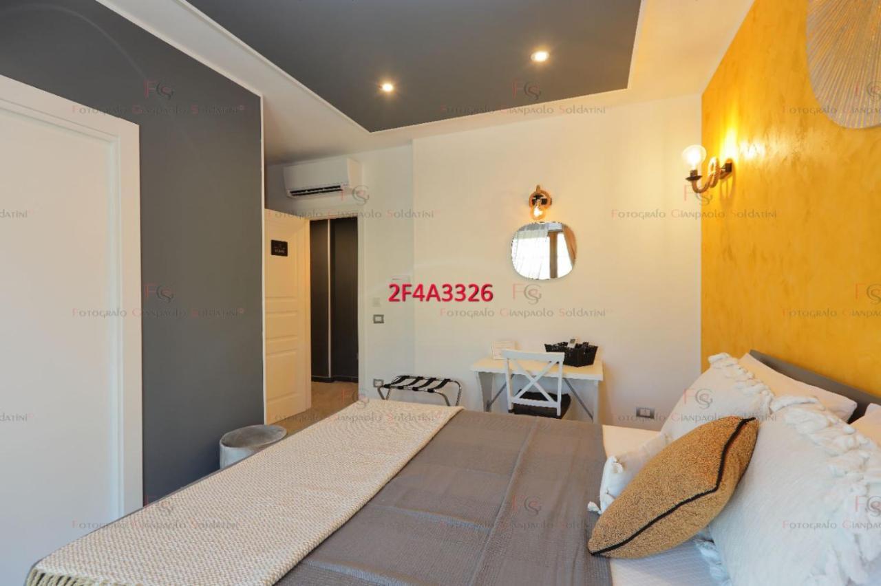 Luxe Sur Mer B&B Sorrento Esterno foto